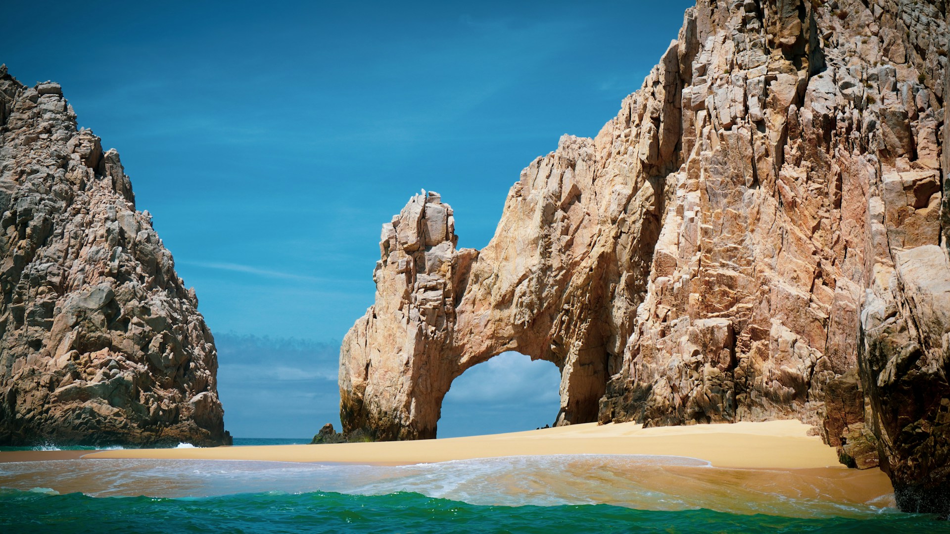 The Arch (El Arco) rock formation at Land's End in Cabo San Lucas