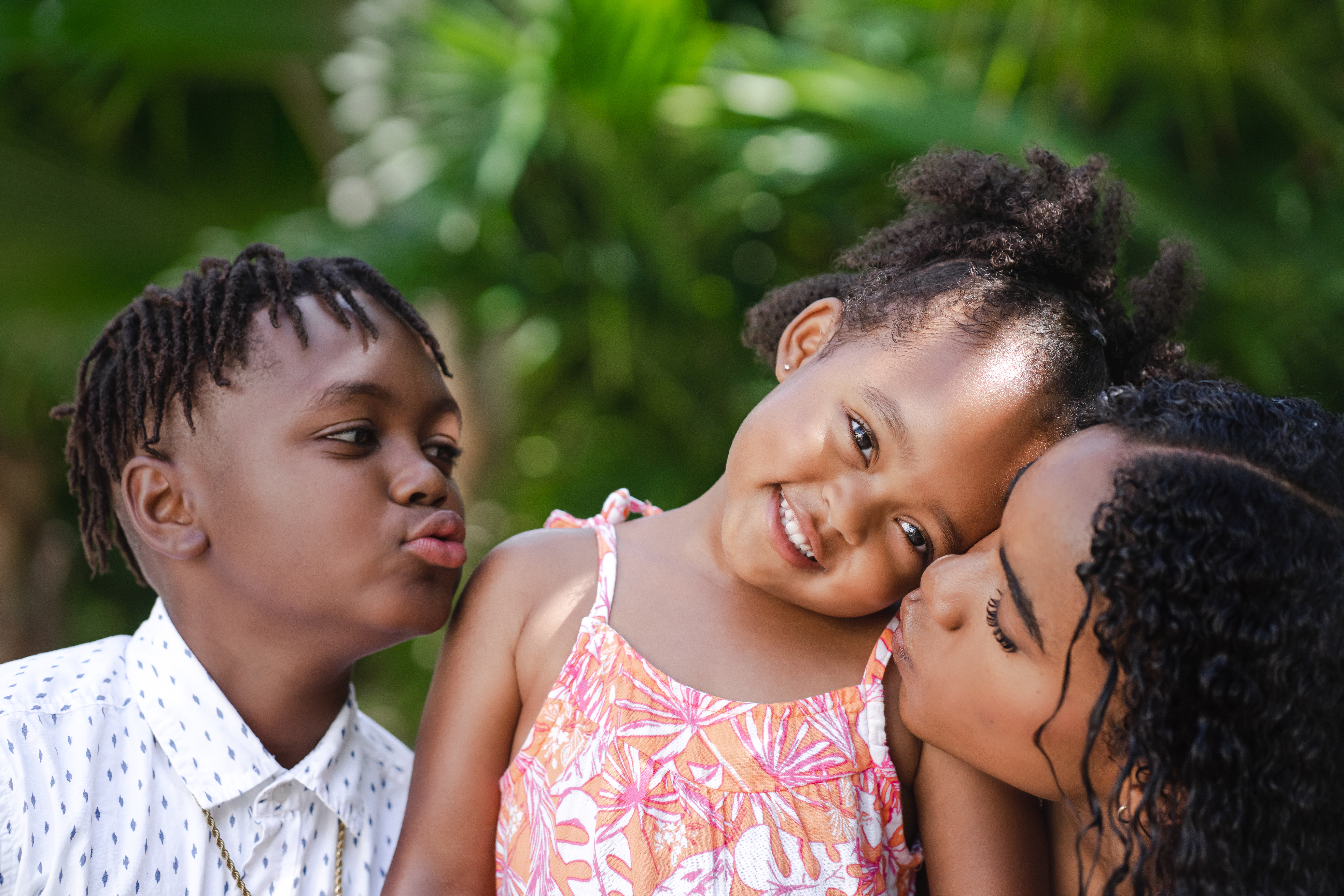 Family tropical garden session