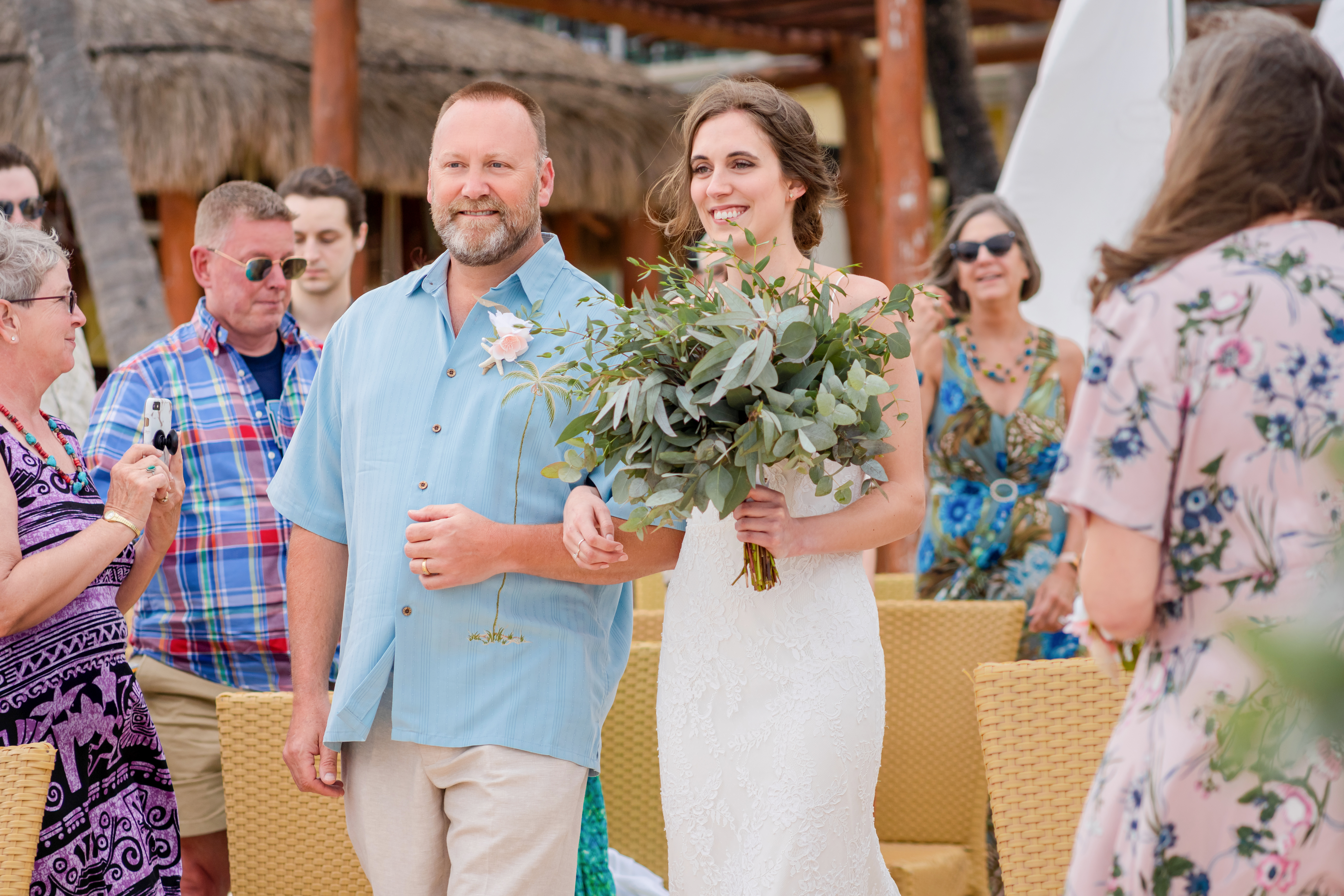 Beach wedding in Cancun Hotel Zone